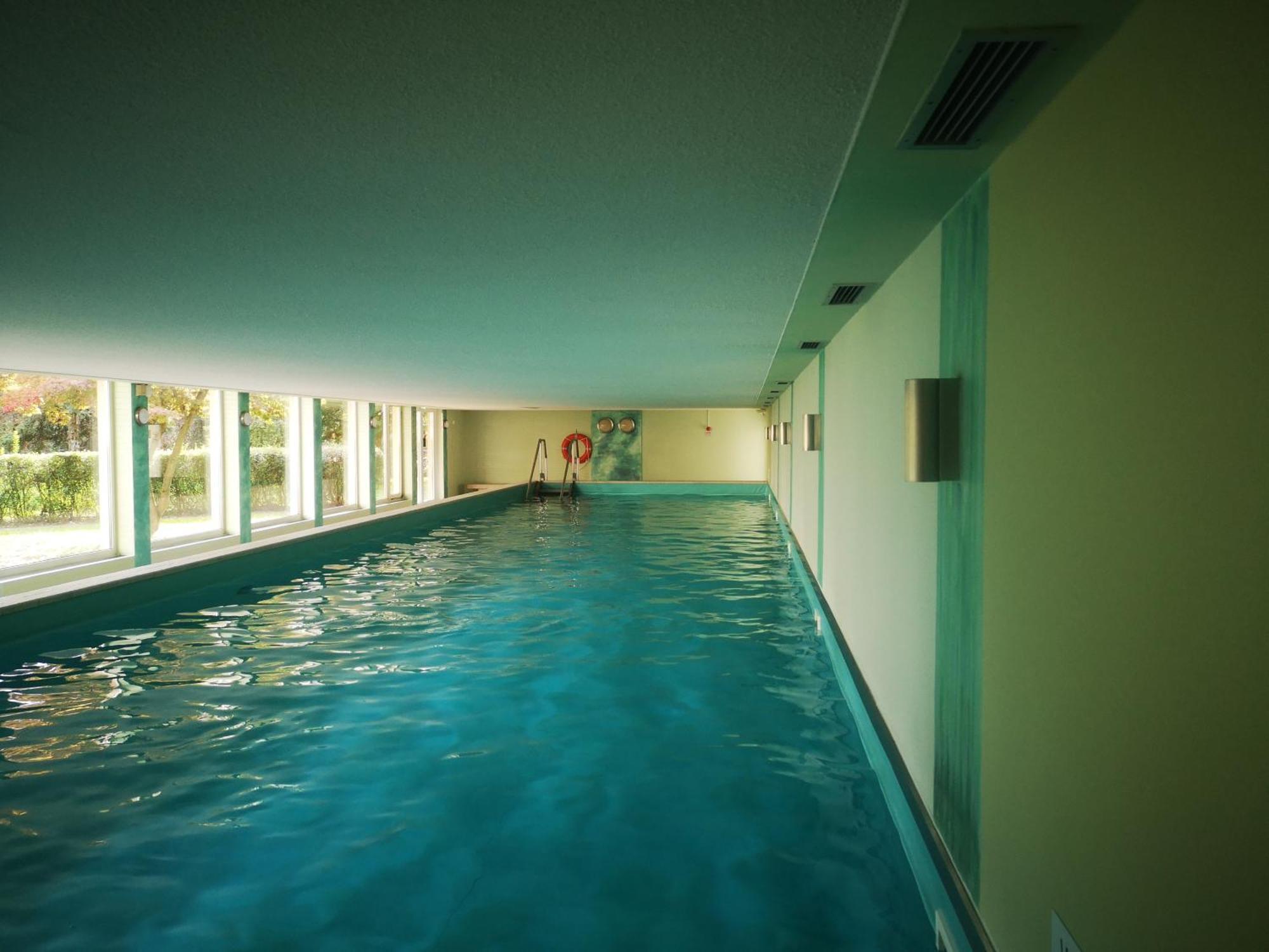 Kaernten Ossiacher See Apartment Zwei Zimmer Ferienwohnung Direkter Seezugang Strand Beheizte Schwimmhalle Bodensdorf Exterior photo